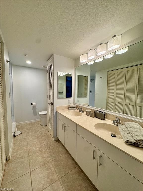 9610 Victoria LN # D302, NAPLES FL 34109-15