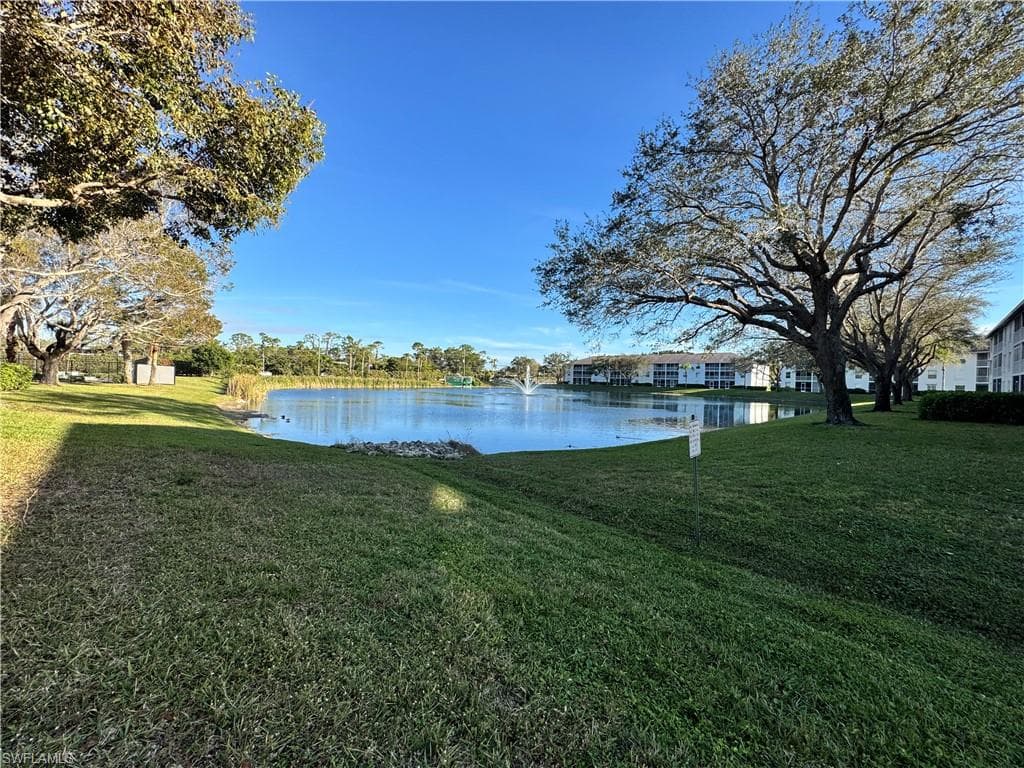 9610 Victoria LN # D302, NAPLES FL 34109-25