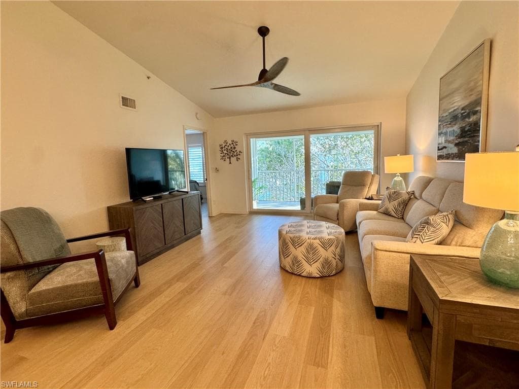 9610 Victoria LN # D302, NAPLES FL 34109-6