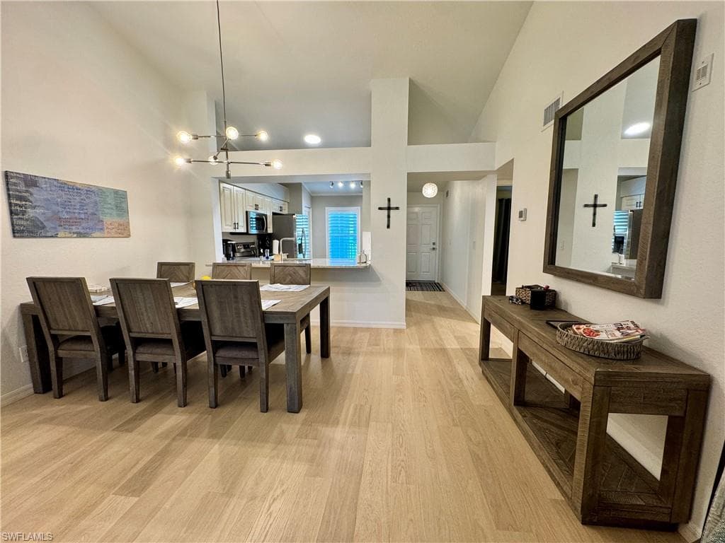 9610 Victoria LN # D302, NAPLES FL 34109-4