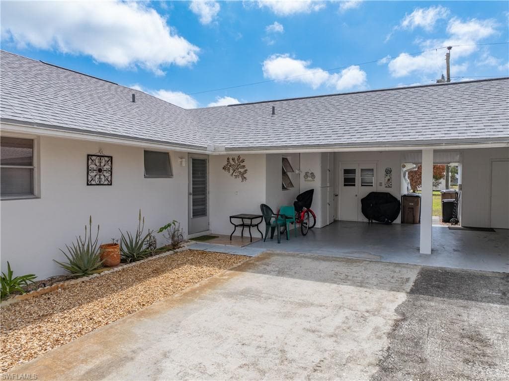 337 Richland RD, LEHIGH ACRES FL 33936-26