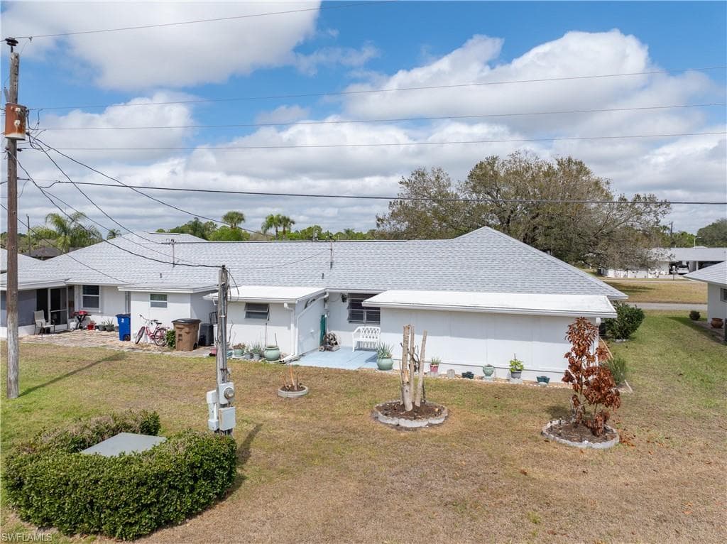 337 Richland RD, LEHIGH ACRES FL 33936-25