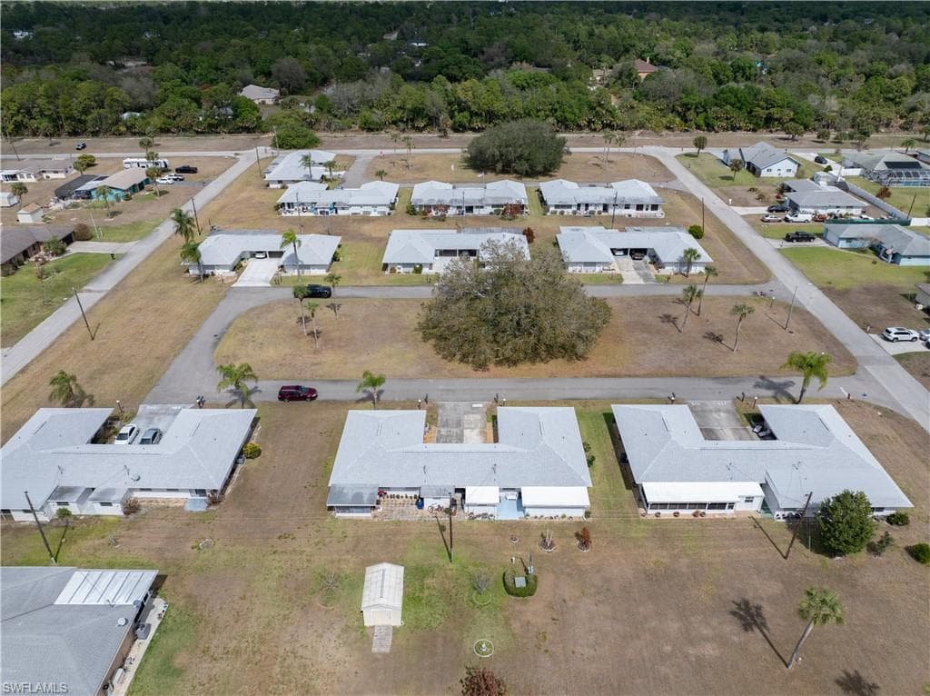 337 Richland RD, LEHIGH ACRES FL 33936-19