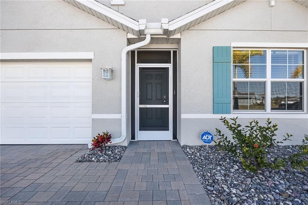 16825 Pink Coral Path, NORTH FORT MYERS FL 33903-2