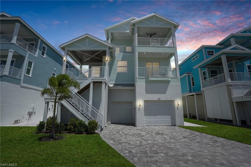 661 Estero BLVD-48