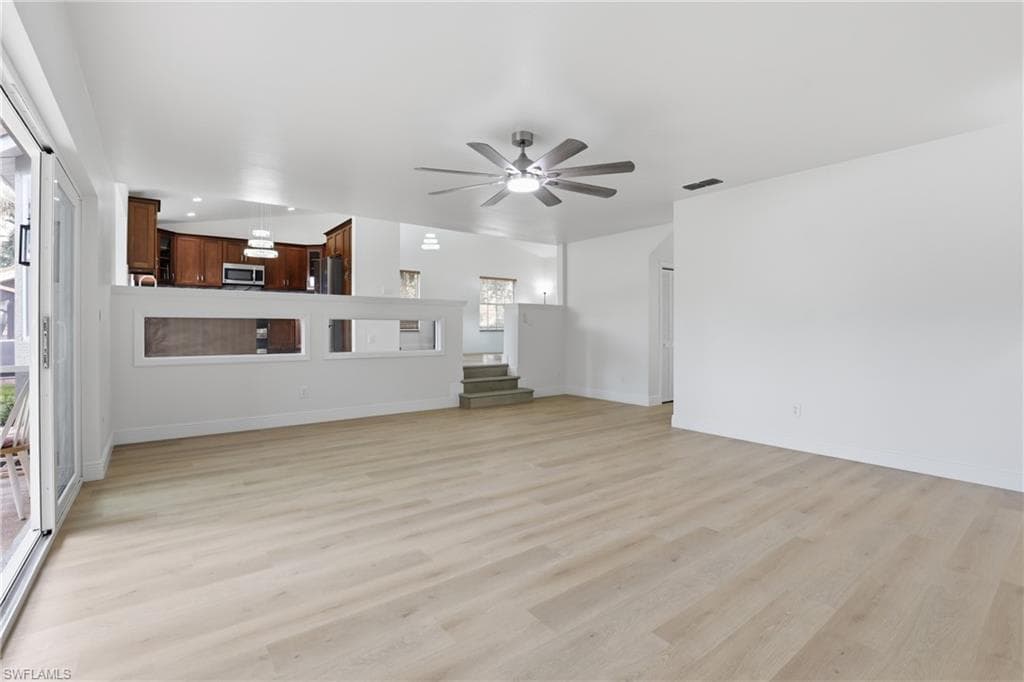 12960 Eagle Pointe CIR-18