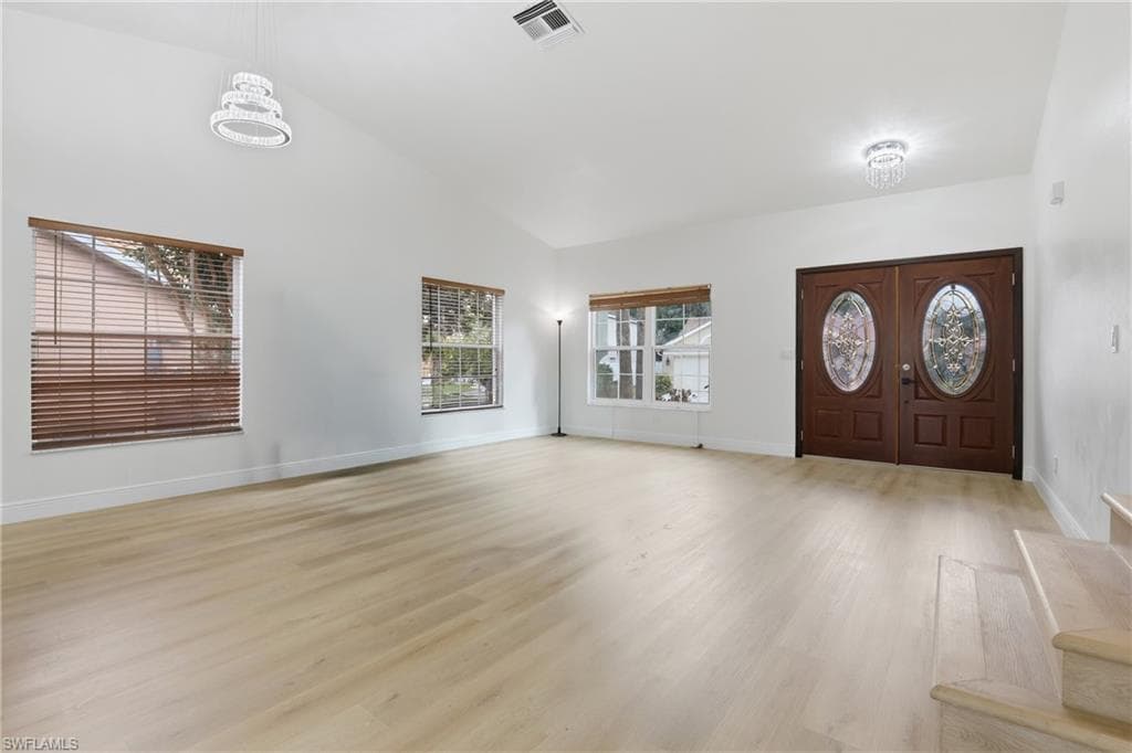 12960 Eagle Pointe CIR-7