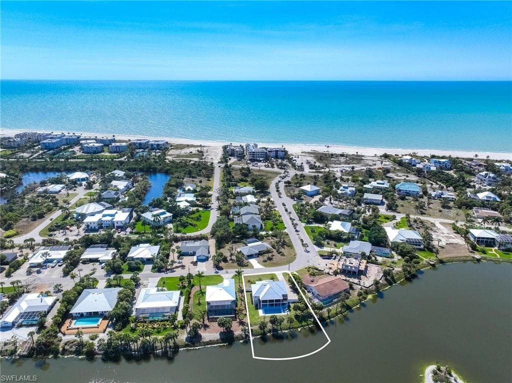 425 Lake Murex CIR, SANIBEL FL 33957-42