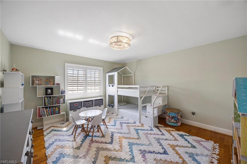 425 Lake Murex CIR, SANIBEL FL 33957-23