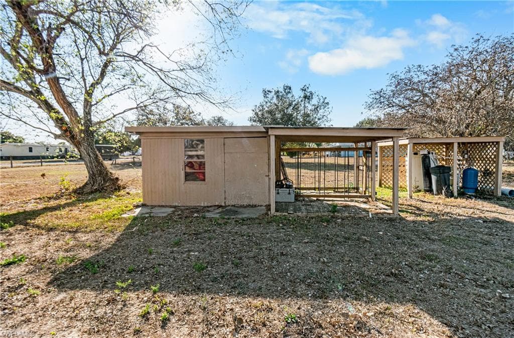 3632 FORT SIMMONS AVE, FORT DENAUD FL 33935-18