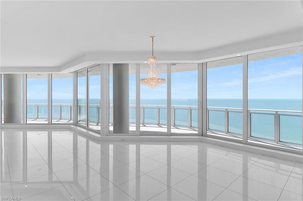 8231 Bay Colony DR # 2004, NAPLES FL 34108-22