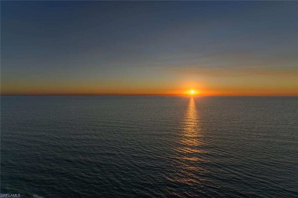 8231 Bay Colony DR # 2004, NAPLES FL 34108-5