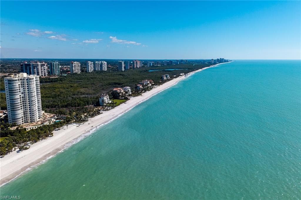 8231 Bay Colony DR # 2004, NAPLES FL 34108-11