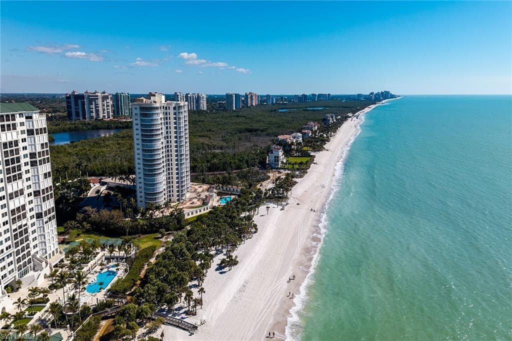 8231 Bay Colony DR # 2004, NAPLES FL 34108-13