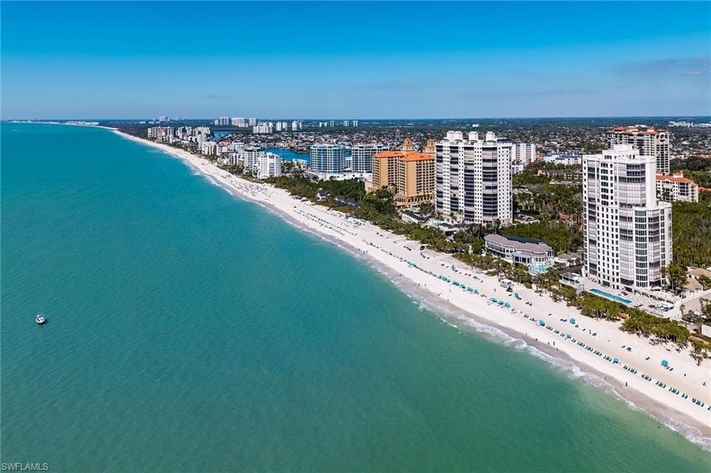 8231 Bay Colony DR # 2004, NAPLES FL 34108-10
