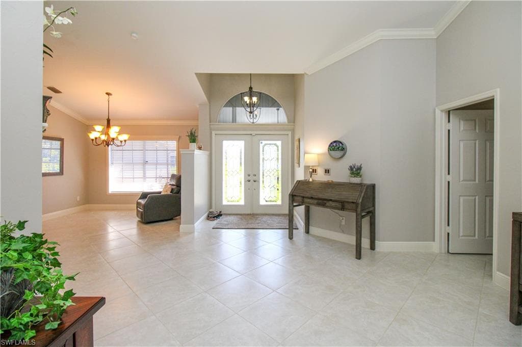 333 Wentworth CT, NAPLES FL 34104-5