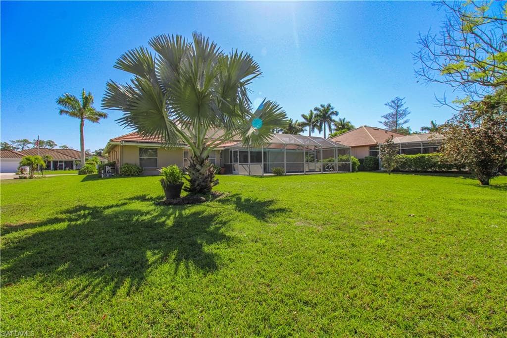 333 Wentworth CT, NAPLES FL 34104-46