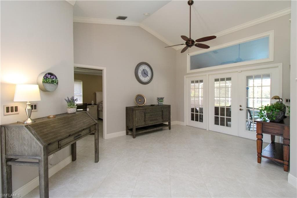 333 Wentworth CT, NAPLES FL 34104-23