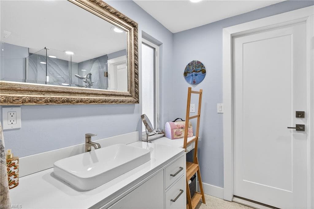 1972 Roseate LN, SANIBEL FL 33957-19