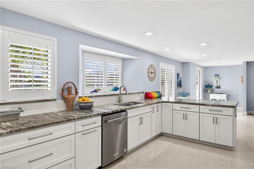 1972 Roseate LN, SANIBEL FL 33957-14