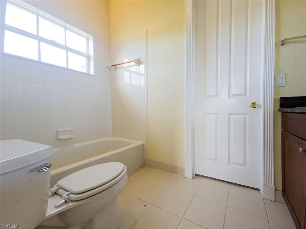 6139 57TH CT, VERO BEACH FL 32967-25