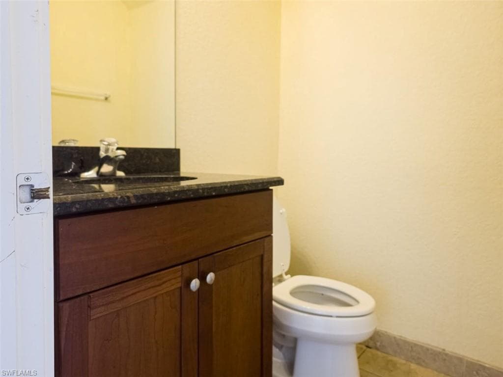 6139 57TH CT, VERO BEACH FL 32967-10