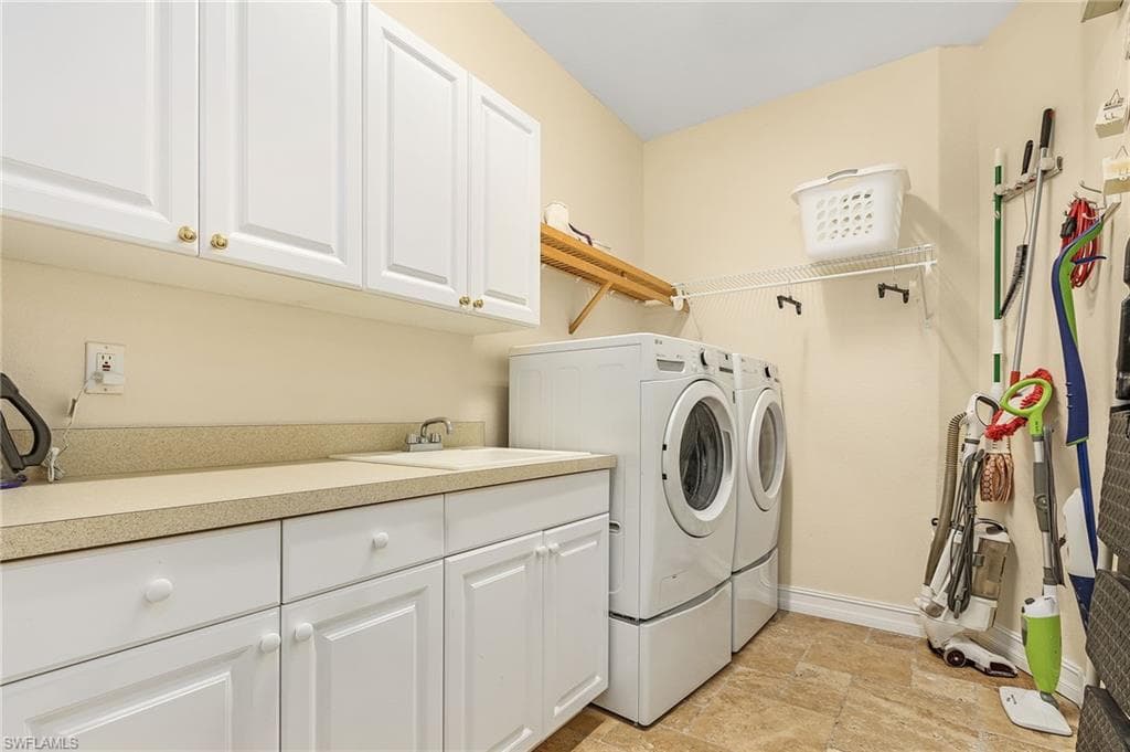 16056 Waterleaf LN, FORT MYERS FL 33908-22