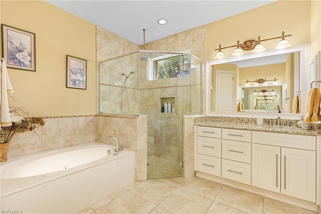16056 Waterleaf LN, FORT MYERS FL 33908-16