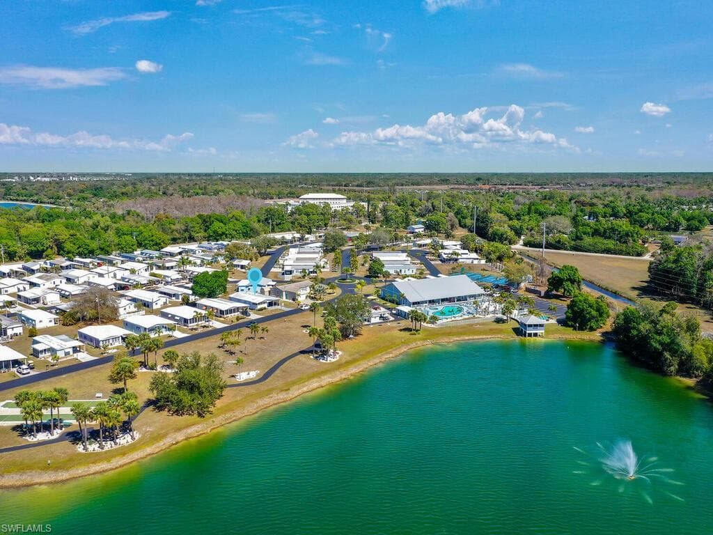 9855 Sugarmill Springs DR, FORT MYERS FL 33905-1