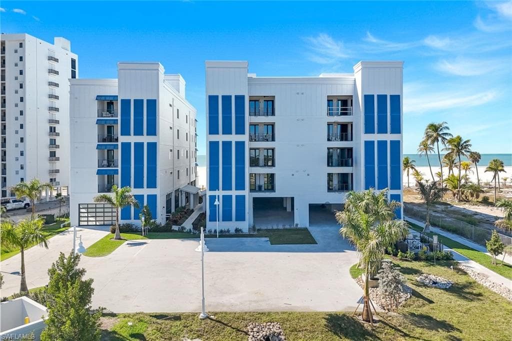 6230 Estero BLVD 201-5