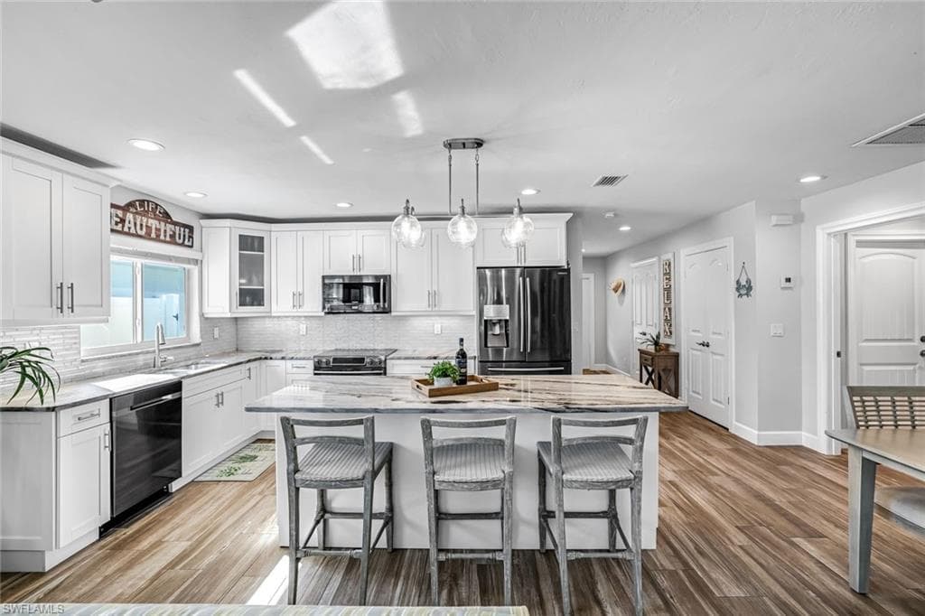 737 91st AVE N, NAPLES FL 34108-15