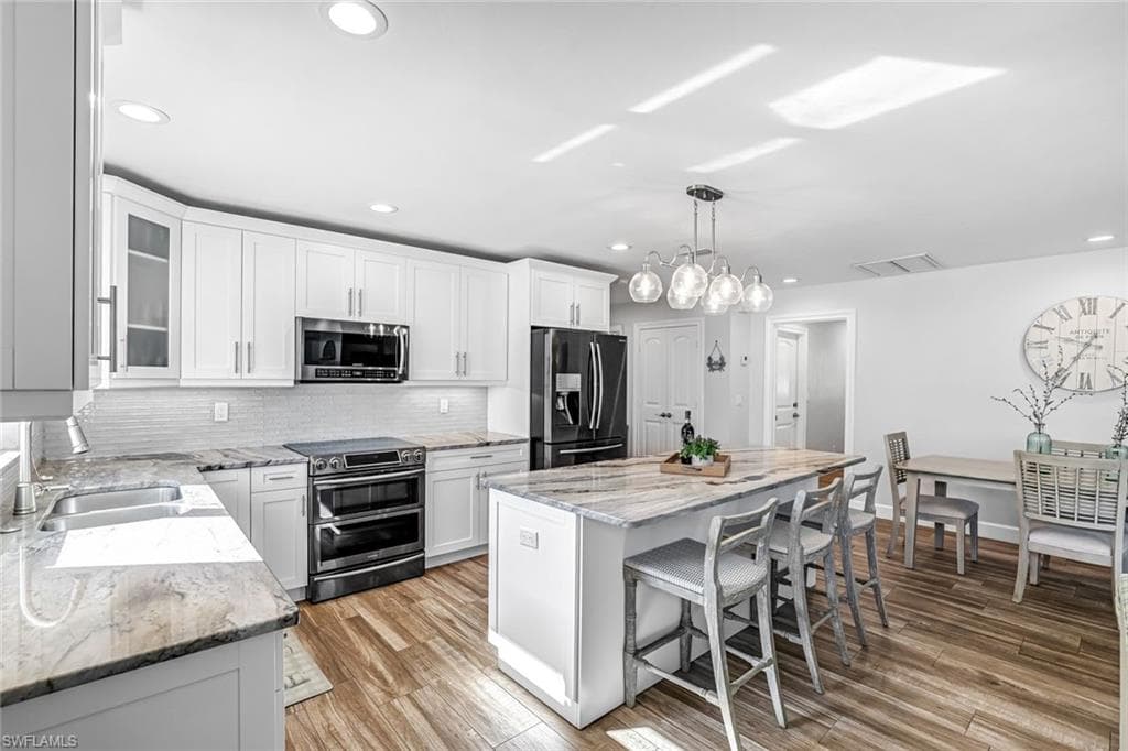 737 91st AVE N, NAPLES FL 34108-13