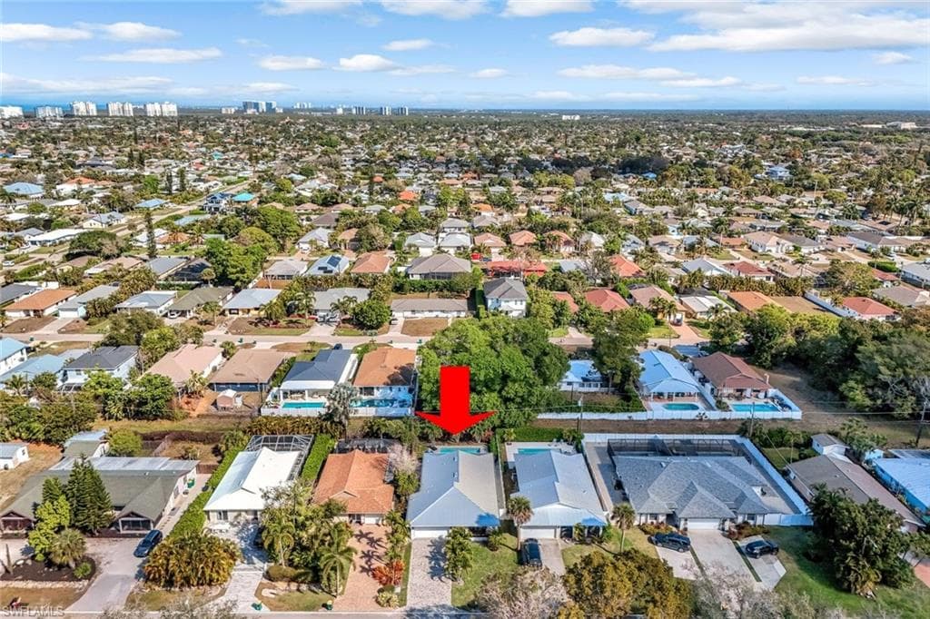 737 91st AVE N, NAPLES FL 34108-34