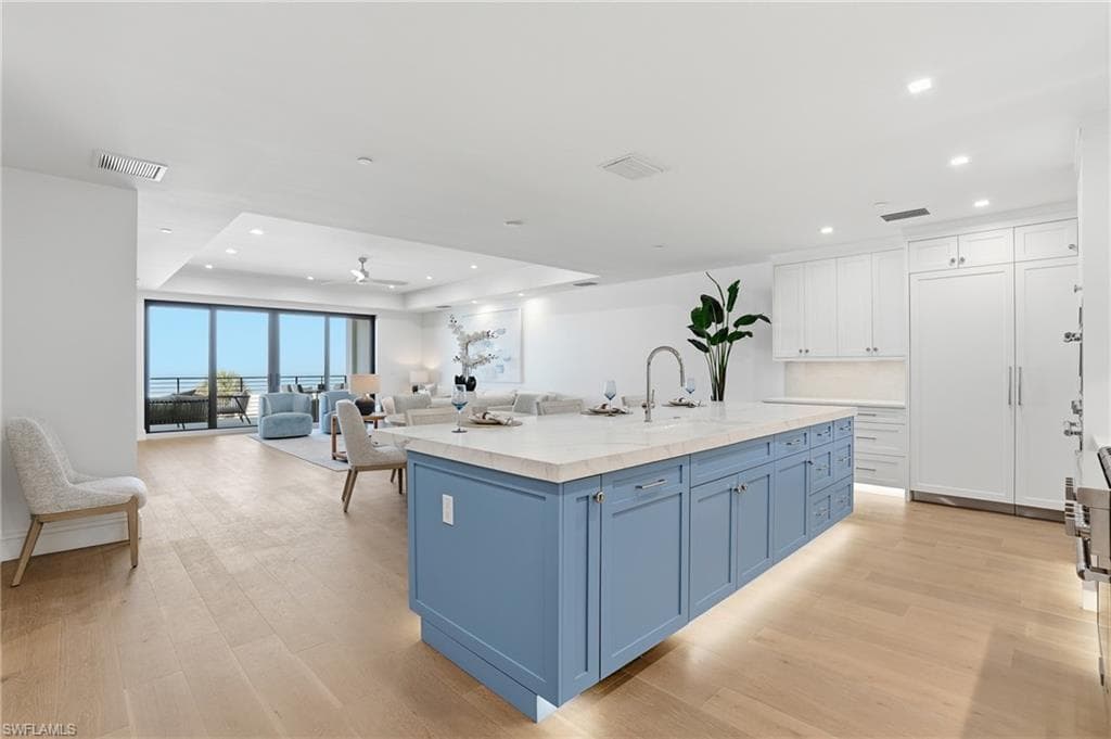 6230 Estero BLVD 202-8