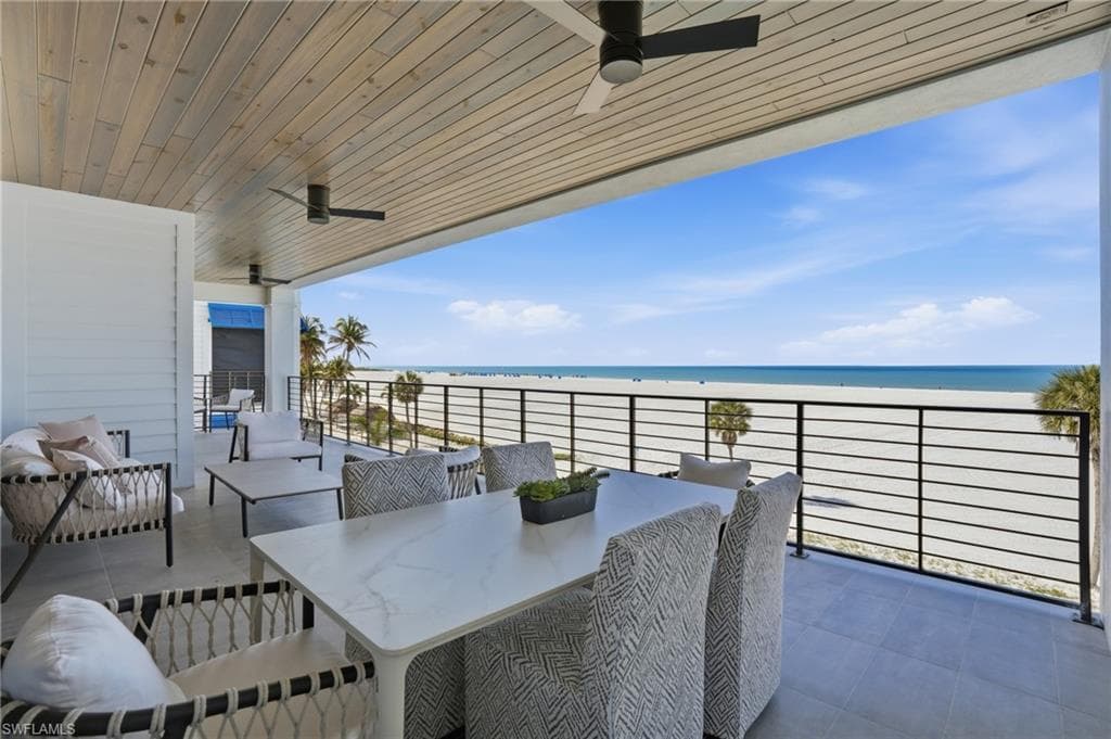 6230 Estero BLVD 202-18