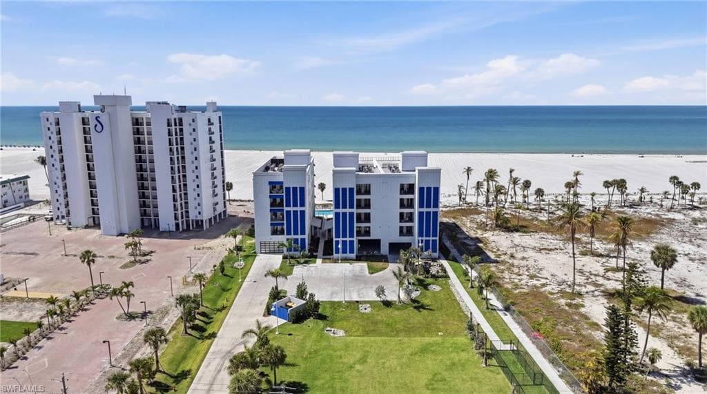 6230 Estero BLVD 202-3