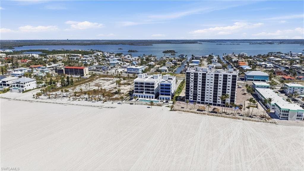 6230 Estero BLVD 102-47