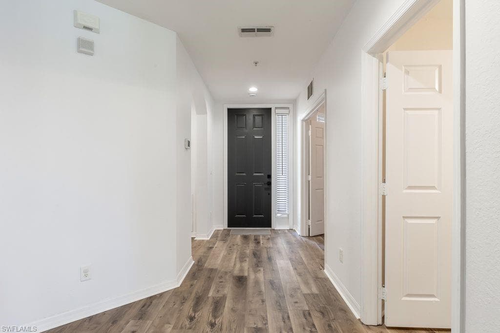 3610 Lansing Loop N 103-3