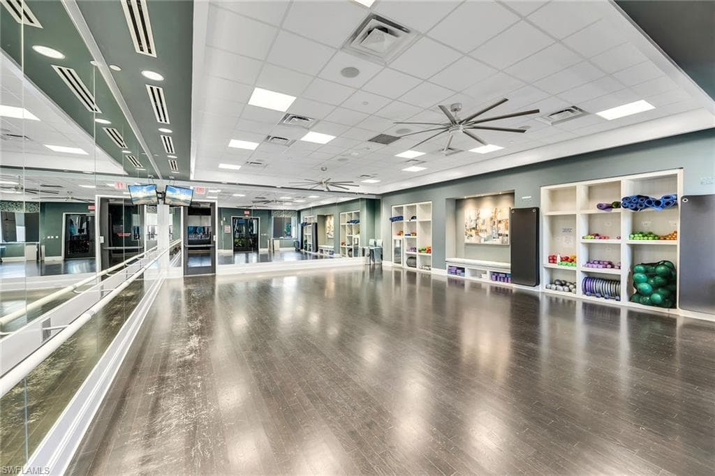 28616 Lobos CIR-22