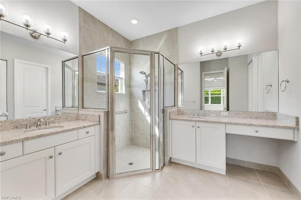 28616 Lobos CIR-11