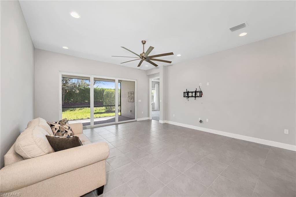 28616 Lobos CIR-3