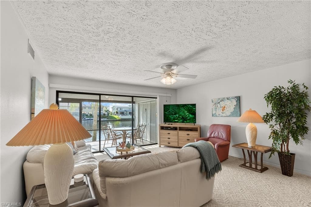 3631 SE 10th AVE 102-5