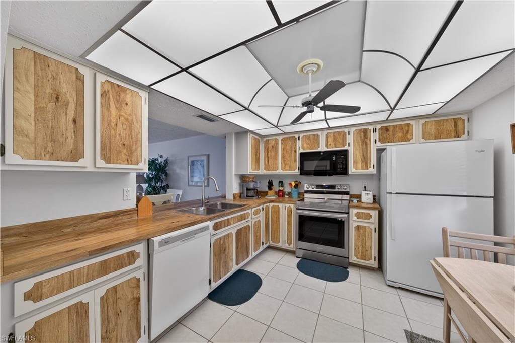 3631 SE 10th AVE 102-8
