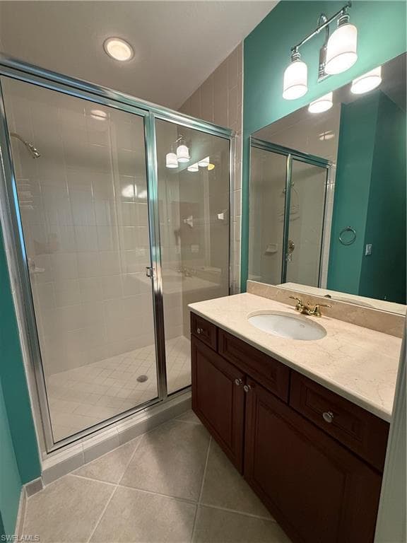 7168 Lemuria CIR # 1701, NAPLES FL 34109-18