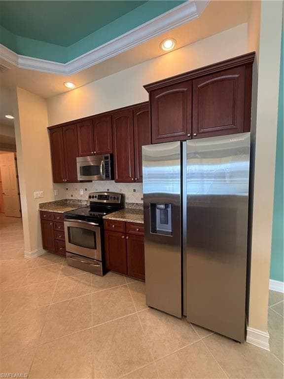 7168 Lemuria CIR # 1701, NAPLES FL 34109-3