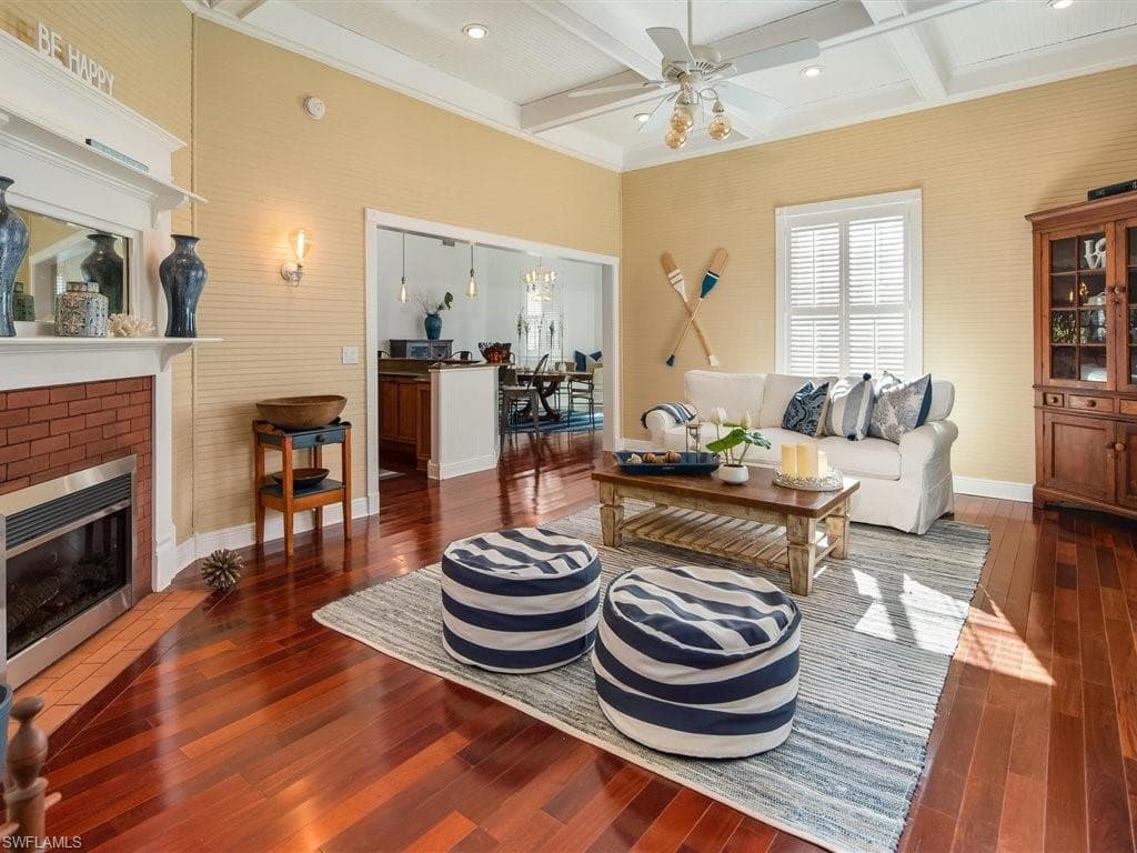 100 Fairview AVE, FORT MYERS FL 33905-34