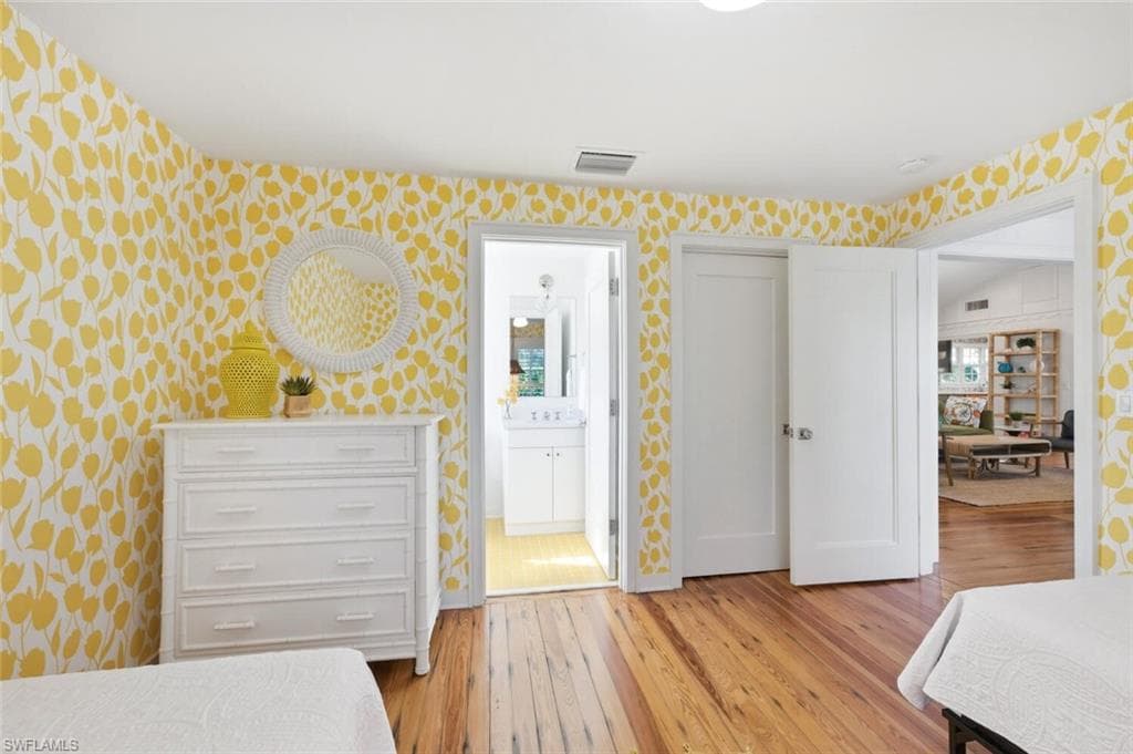 92 10th AVE S-25