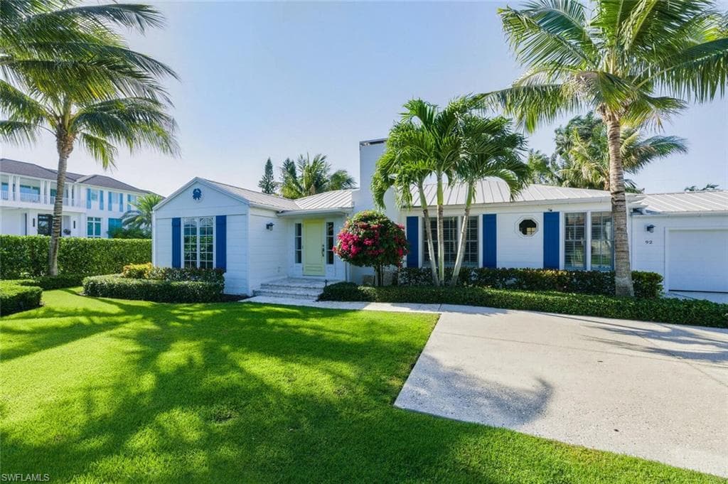 92 10th AVE S-2