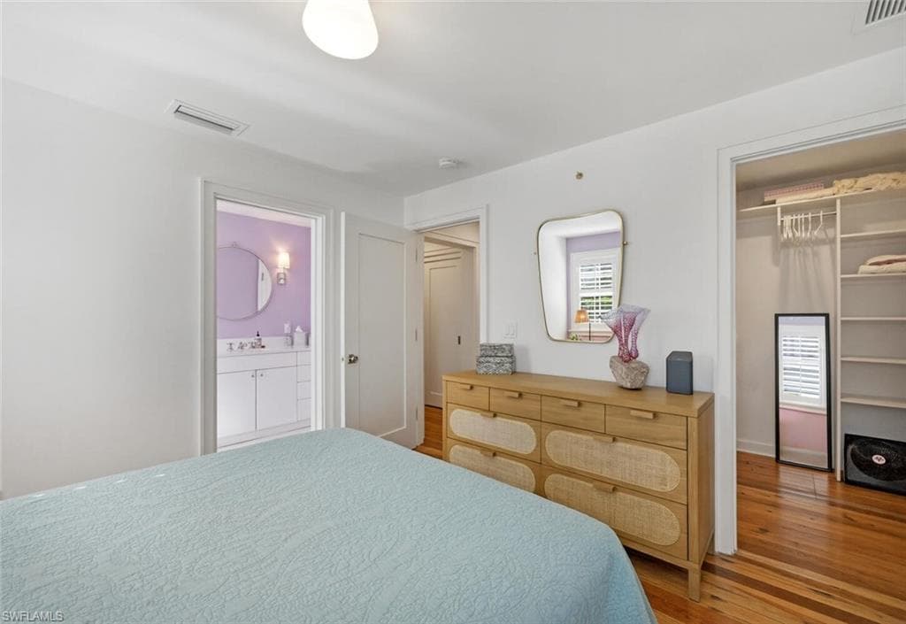 92 10th AVE S-28