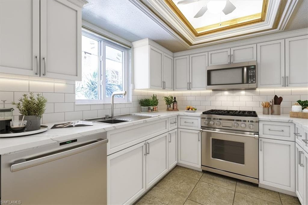 5515 Rattlesnake Hamm RD # 301, NAPLES FL 34113-9